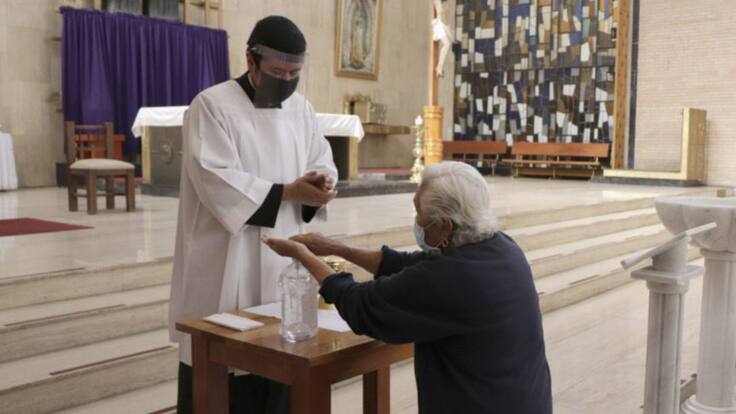 Iglesia católica alista eucaristías presenciales para Semana Santa
