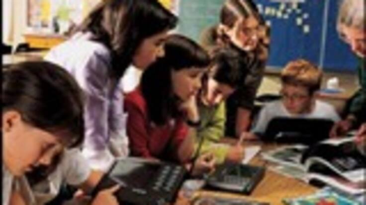 Directora de Educación y colegios Distritales dice que todos los colegios deberán aplicar el cambio de horario para prevenir el AH1N1