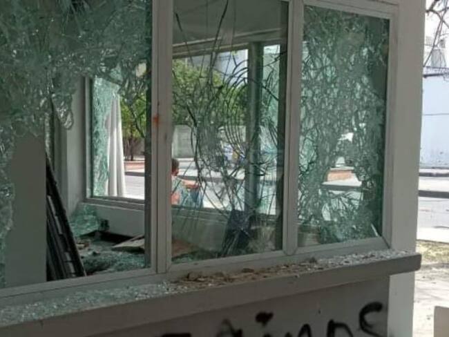 CAI de la calle 17 que fue vandalizado en una de las marchas.