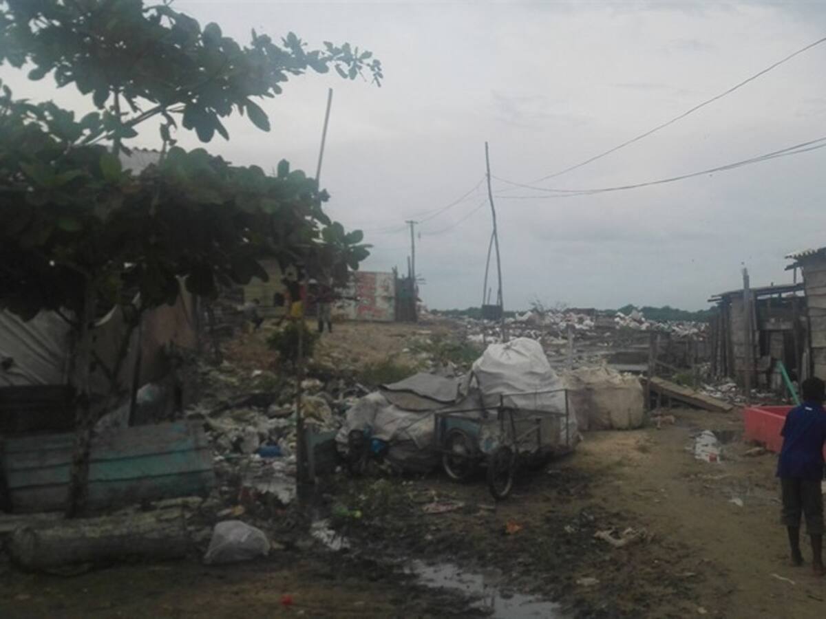 Habitantes del barrio Porvenir denuncian estar viviendo en medio de la contaminación
