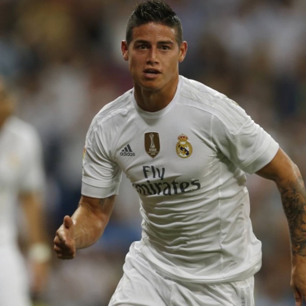 James niega compra de equipo colombiano de fútbol