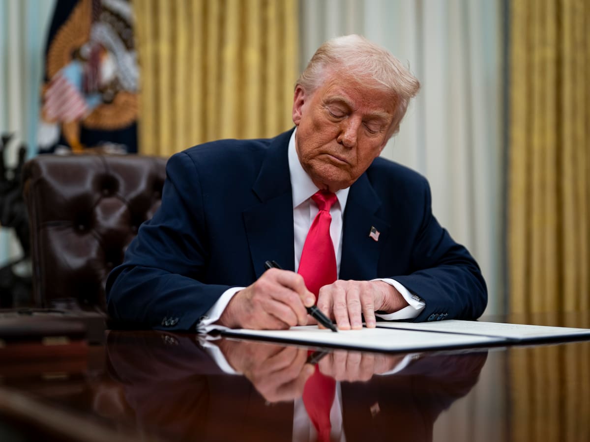 Trump escala la guerra comercial con Canadá y aumenta aranceles al 50%