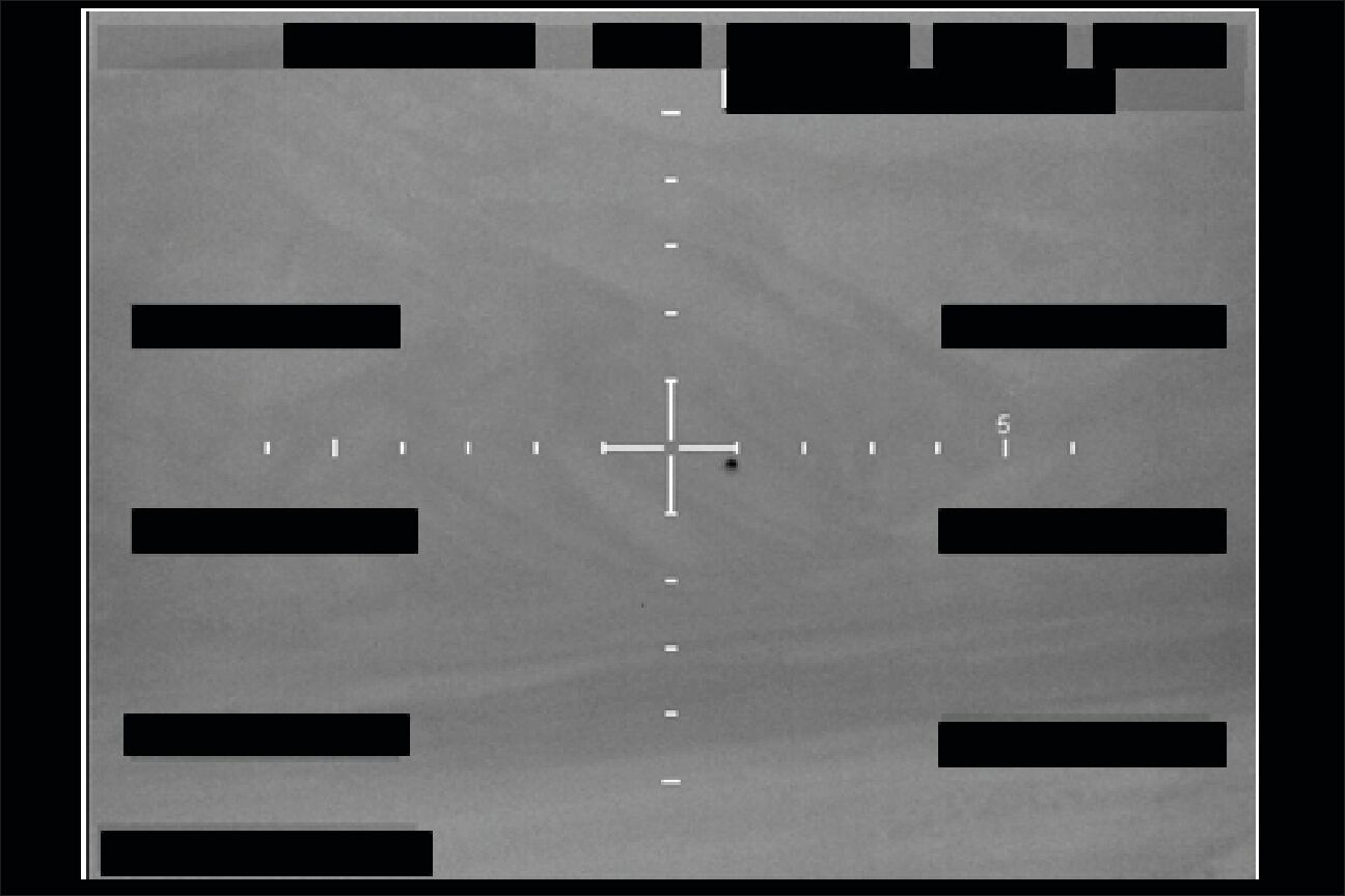 Fotos sobre OVNIS desclasificadas por Estados Unidos. Foto: Departamento de Guerra de Estados Unidos.