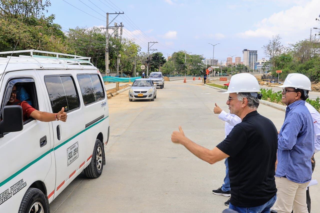 Gobernador Eduardo Verano en la entrega de un tramo de la Gran Vía./ Foto: Gobernación del Atlántico