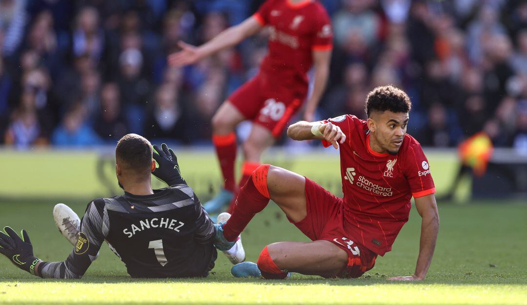 Luis Díaz jugando con el Liverpool.