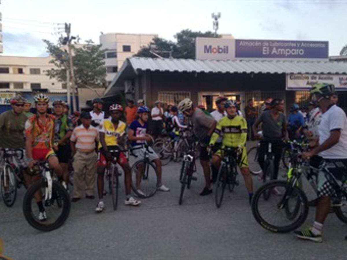 Centenares de ciclistas en Cartagena protestan en rechazo a muerte de compa