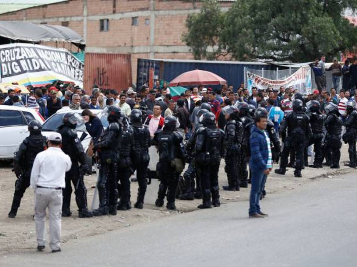 Gobierno critica nuevo aplazamiento de los camioneros para reinicio de diálogos