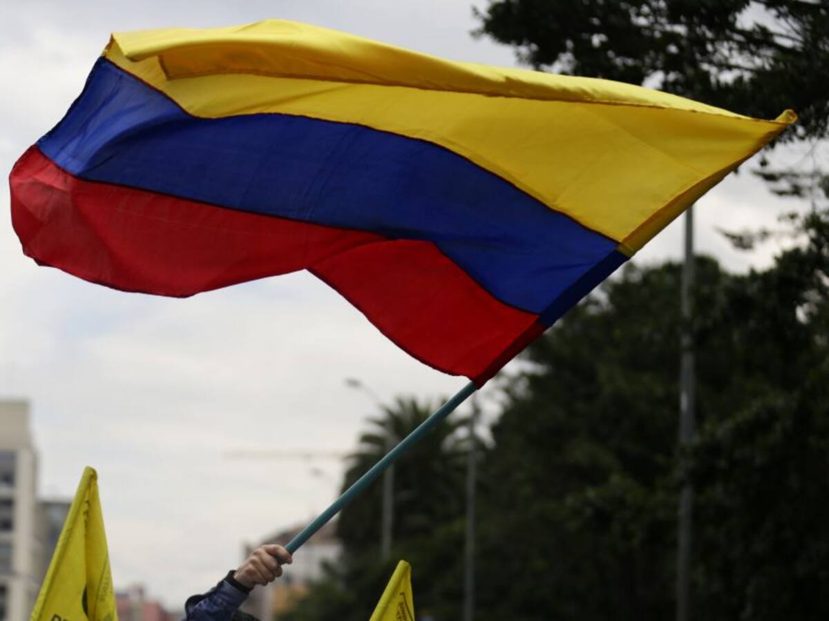 "Stand-by de los diálogos debe servir para repensar cómo lo están haciendo"