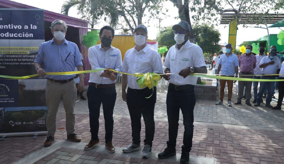 Listo el primer acuerdo bajo la modalidad de Obras por Regalías en Colombia