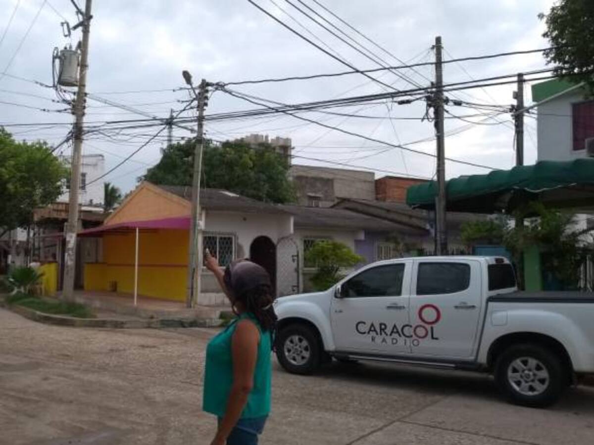 Habitantes de Villa Rosita en Cartagena denuncian servicio de Electricaribe