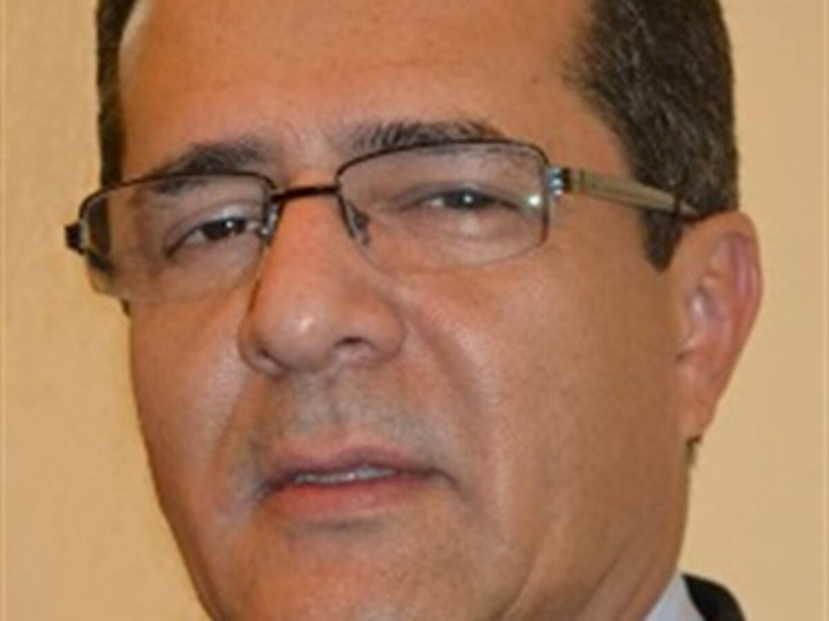 Murió Carlos Arturo Piedrahíta, exrepresentante a la Cámara y director jurídico de Antioquia