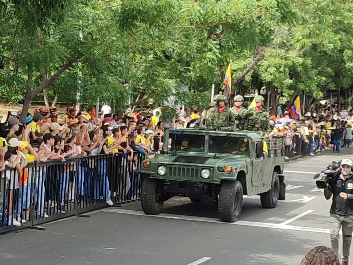 Autoridades revisan condiciones para desfile del 20 de julio