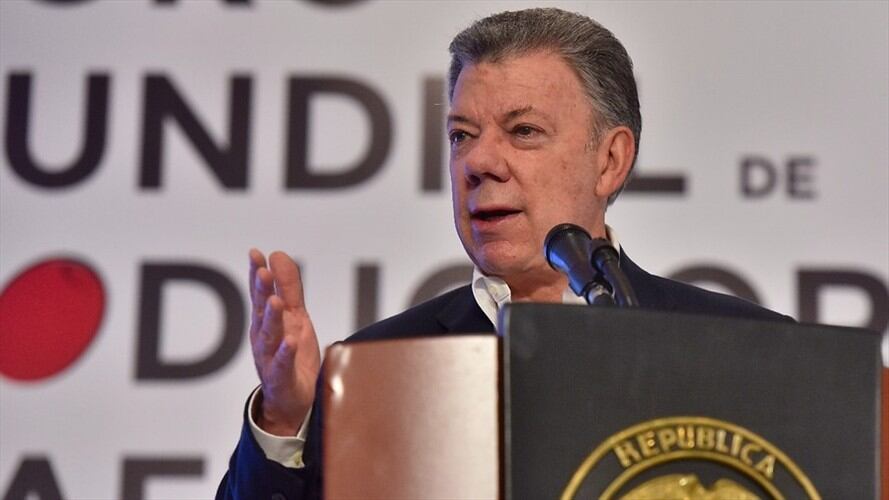 Esta alusión al controvertido muro de Donald Trump la expresó el presidente Juan Manuel Santos en diálogo con Bill Clinton, exmandatario de los EE.UU.. Foto: Colprensa