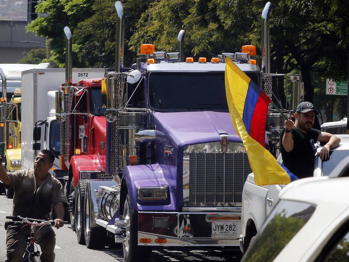 Solo hay un punto para levantar el paro y es no subir precio del ACPM: Fedetranscarga
