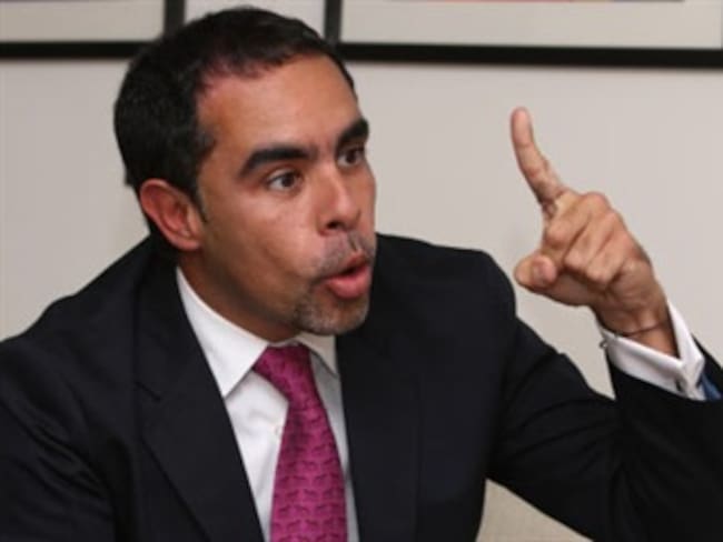 Desempeño de Rodrigo Rivera al frente del Mindefensa está en entredicho: Armando Benedetti