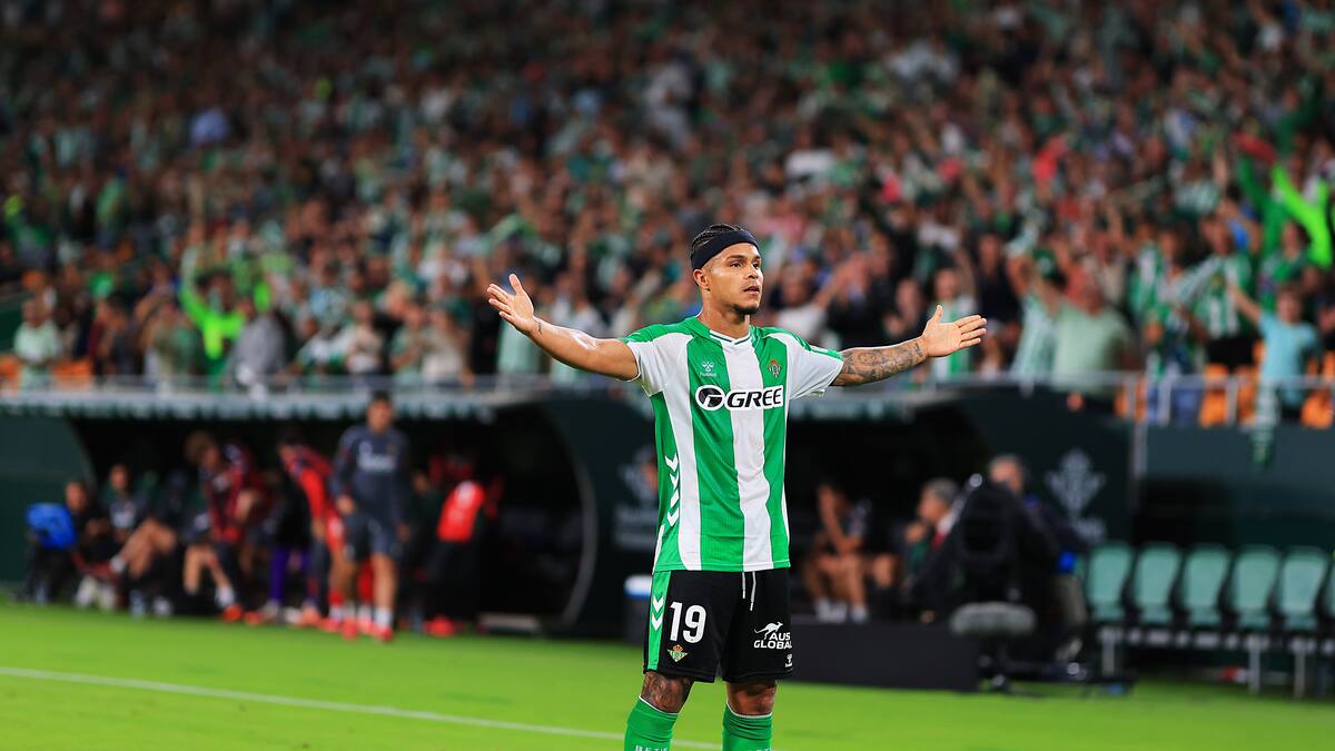 Betis vence al Osasuna con espectacular asistencia y golazo de Juan Camilo Hernández: véalo acá