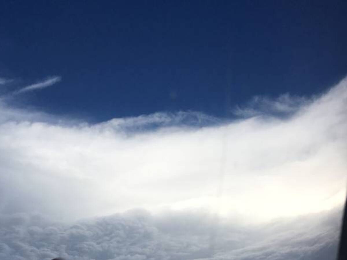 El huracán Lane se degrada a categoría 3 mientras se aproxima a Hawái