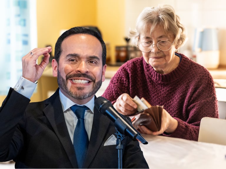 Imagen de referencia | Adulto mayor con dinero - Abelardo de la Espriella en medio de discurso político: Getty Images.