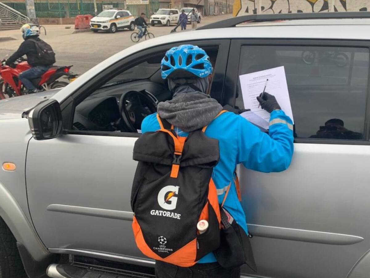 Avanza ingreso de vehículos a Bogotá que salieron en el puente festivo