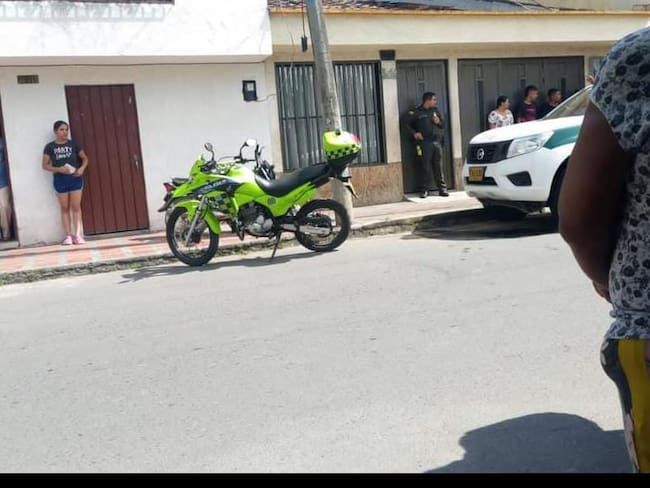 Cinco muertos y dos heridos deja ataque armado en una vivienda en Cartago