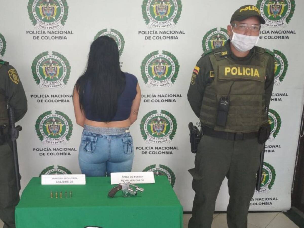 Detenida mujer en Chinchiná por porte ilegal de armas de fuego