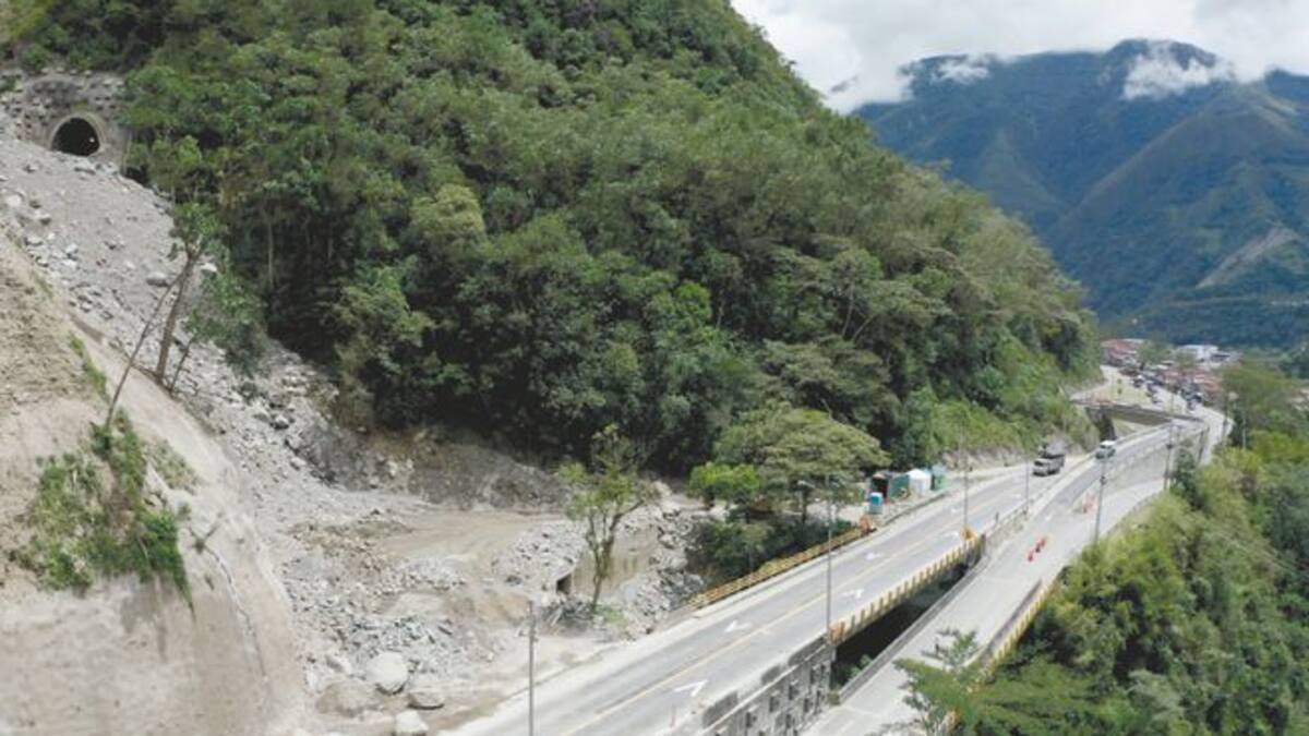 ¿Quién tiene la razón sobre la apertura y movilidad en la vía Bogotá - Villavicencio?