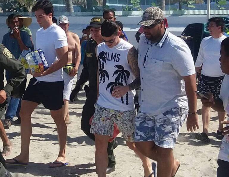 James Rodríguez en las playas de Santa Marta. /FOTO INSTAGRAM XIMESALAZAR11