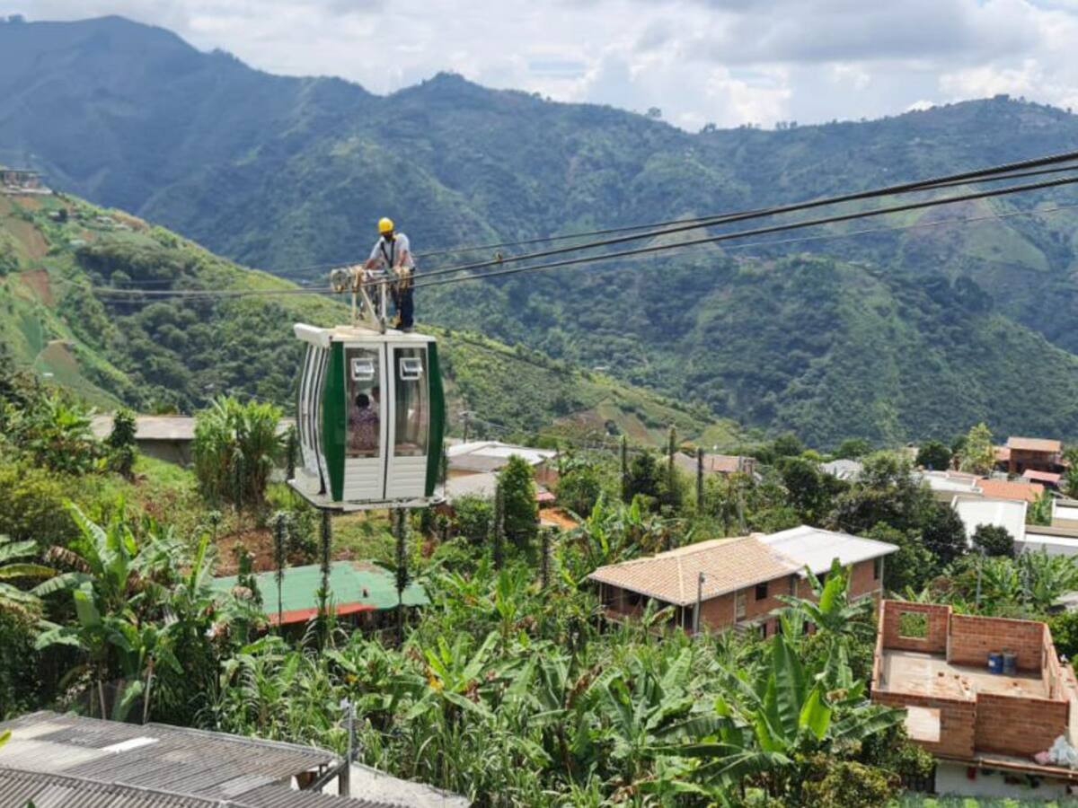 Emergencia en cable aéreo de Palmitas dejó siete casas afectadas