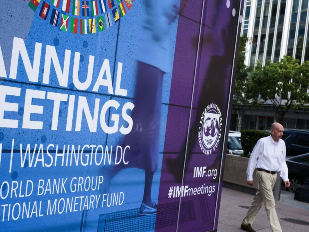 FMI rebaja previsión de crecimiento global, pero aumenta la de Colombia