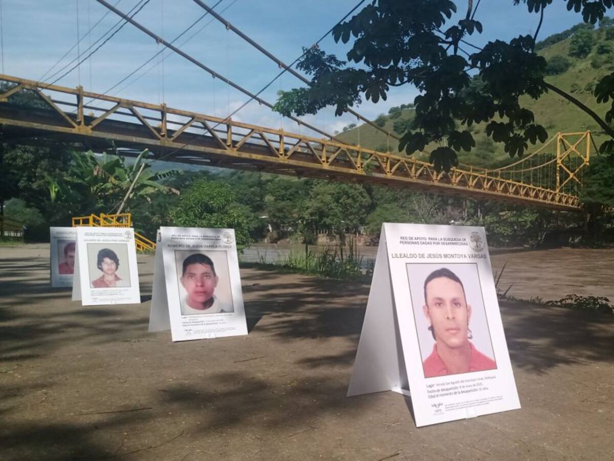 Familiares de desaparecidos en Antioquia, rindieron homenaje al río Cauca