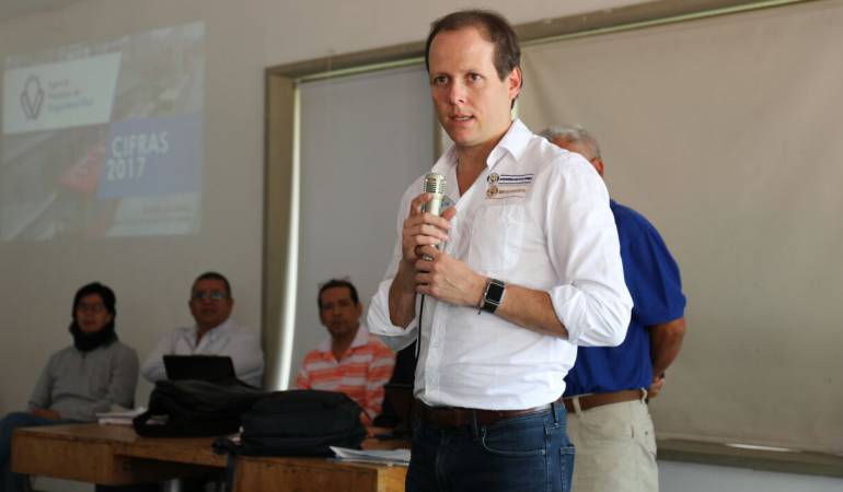 Alejandro Maya Martínez