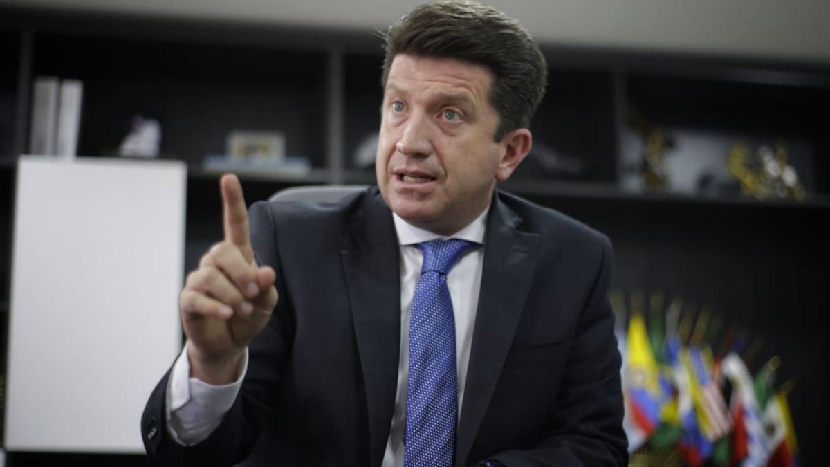 MinDefensa afirmó que denuncia de FLIP se trata de campaña para desmentir noticias falsas