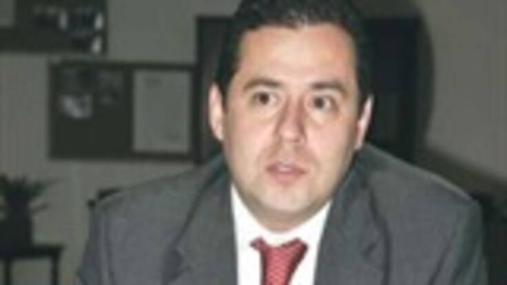 “Aquí lo que hay es una versión periodística de unas supuestas grabaciones que son ilegales”: director DAS