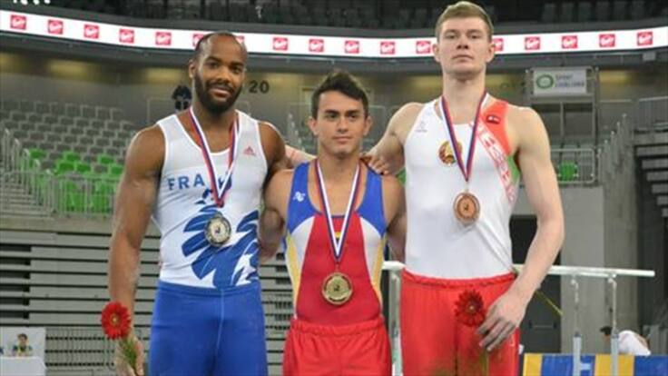 Jossimar Calvo, oro en barras paralelas de la Copa Mundo de Gimnasia