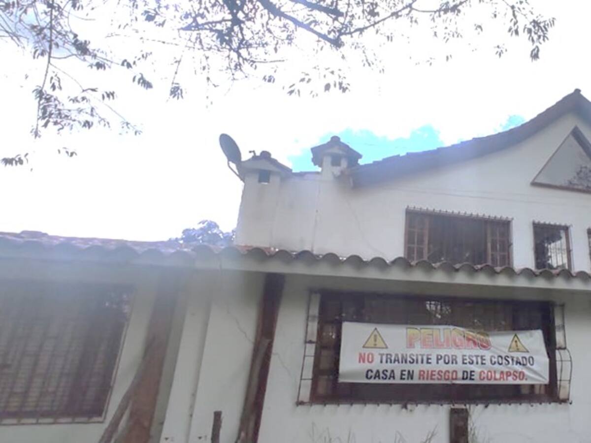 Casa que rehabilita jóvenes en la localidad de Suba está a punto de desplomarse