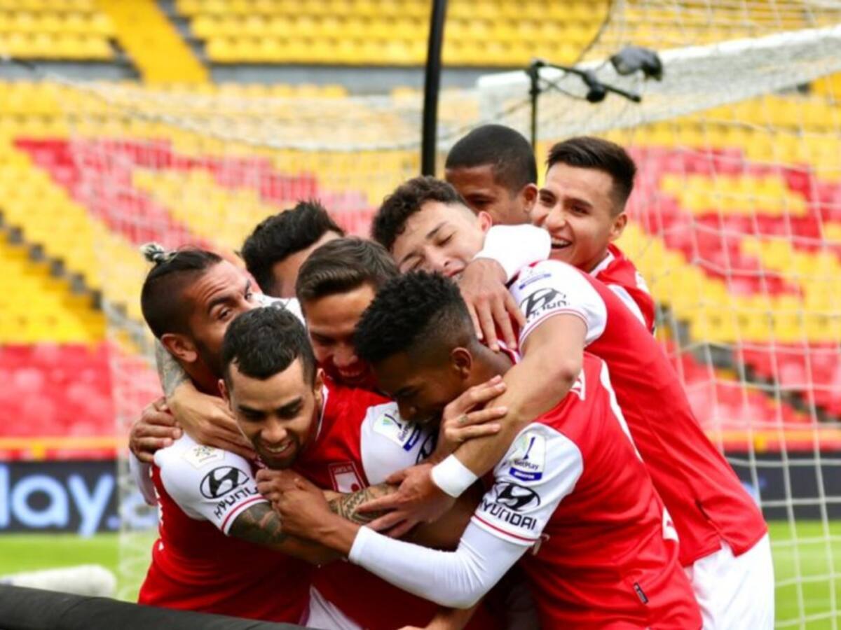 Santa Fe ganó sobre la hora y se acercó a la clasificación