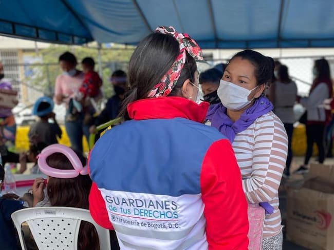 Ayuda humanitaria y empleo es lo que más piden los venezolanos en Bogotá  