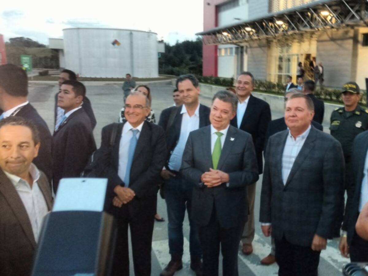 Votar por el Sí es acabar la fábrica de víctimas: Santos