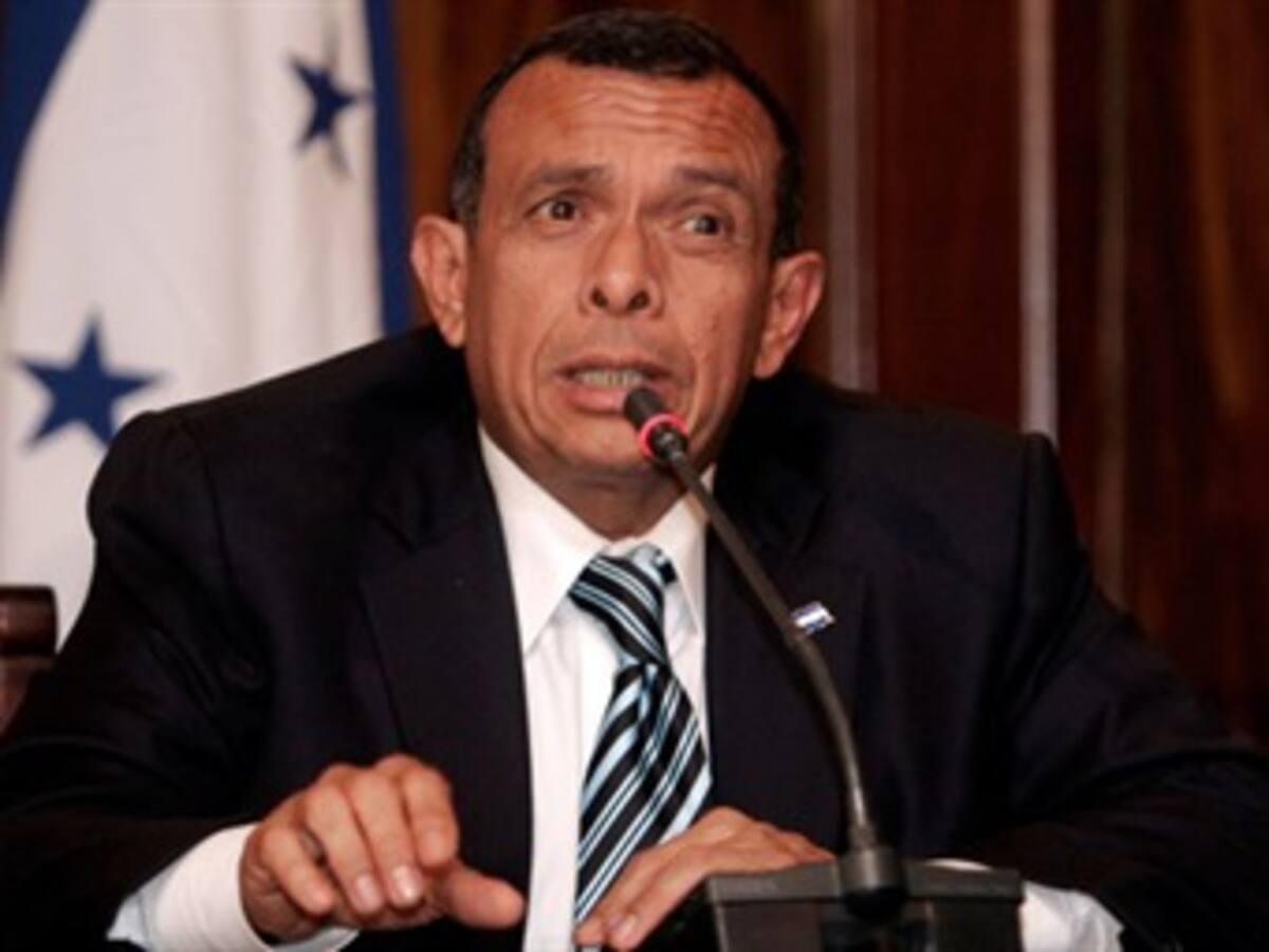 El presidente de Honduras viaja a Colombia para visita oficial