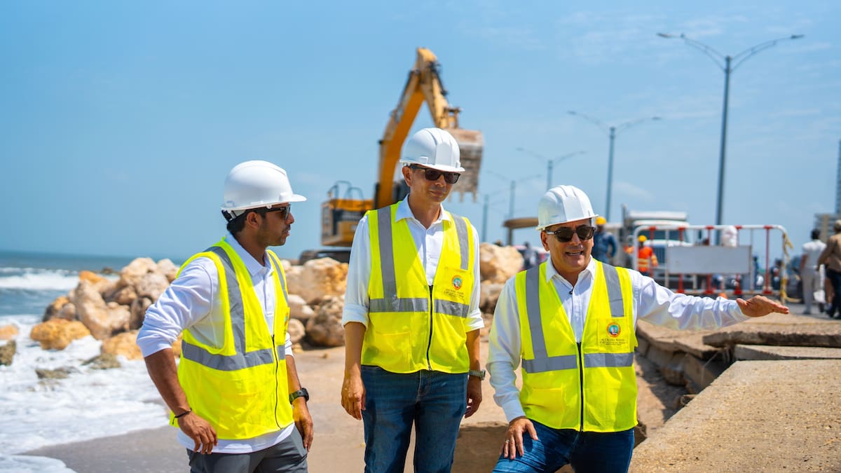 Alcalde Dumek Turbay pone en marcha el proyecto “Defensa Costera 2050”