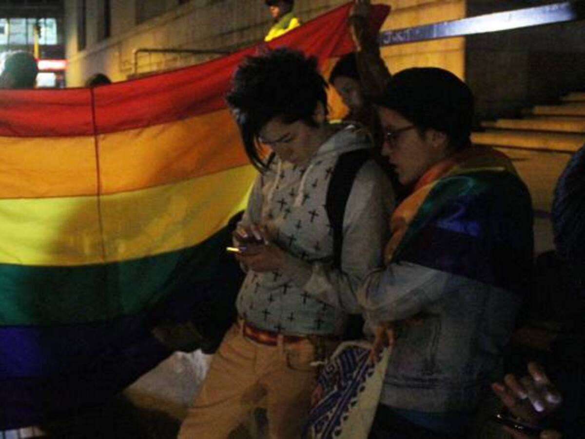 Polémica en las redes sociales por adopción igualitaria