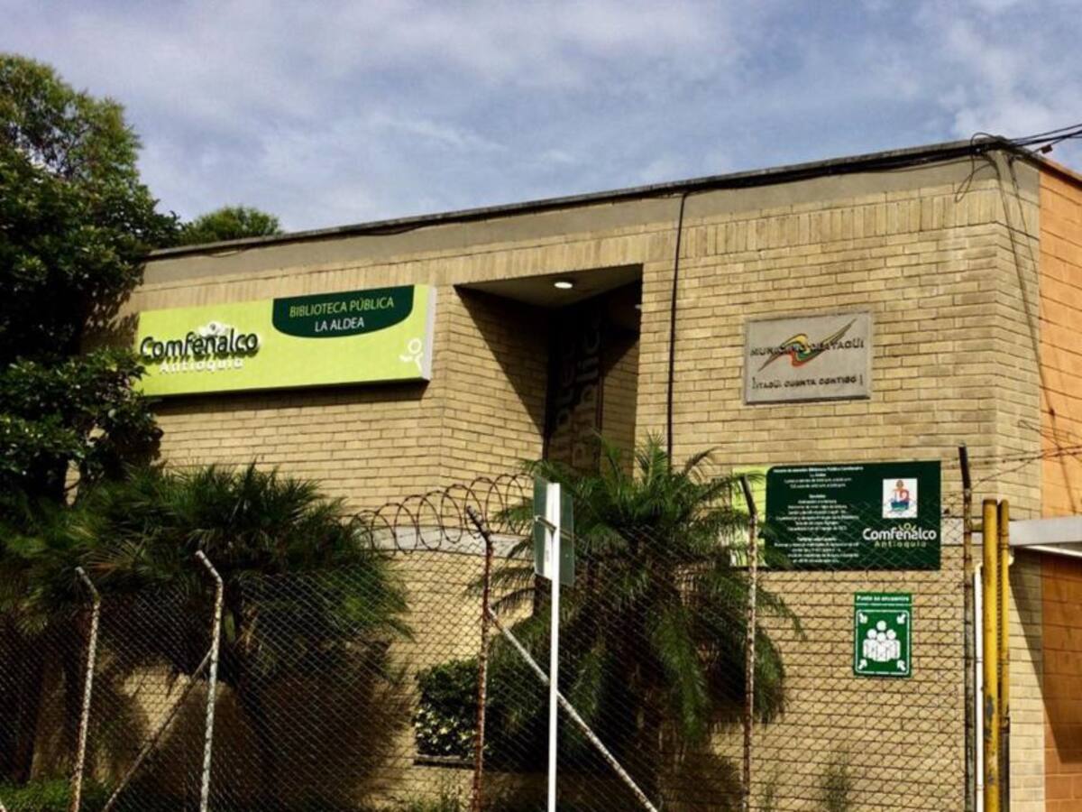 Biblioteca La Aldea de Comfenalco celebra sus 35 años