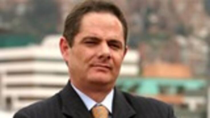 Vargas Lleras: 'Seré candidato hasta el final de la campaña sin importar si Uribe busca o no otra reelección'