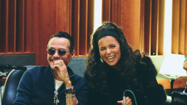 Marc Anthony Nathy Peluso COMO EN EL IDILIO cortesia FELCHAS MUSIC