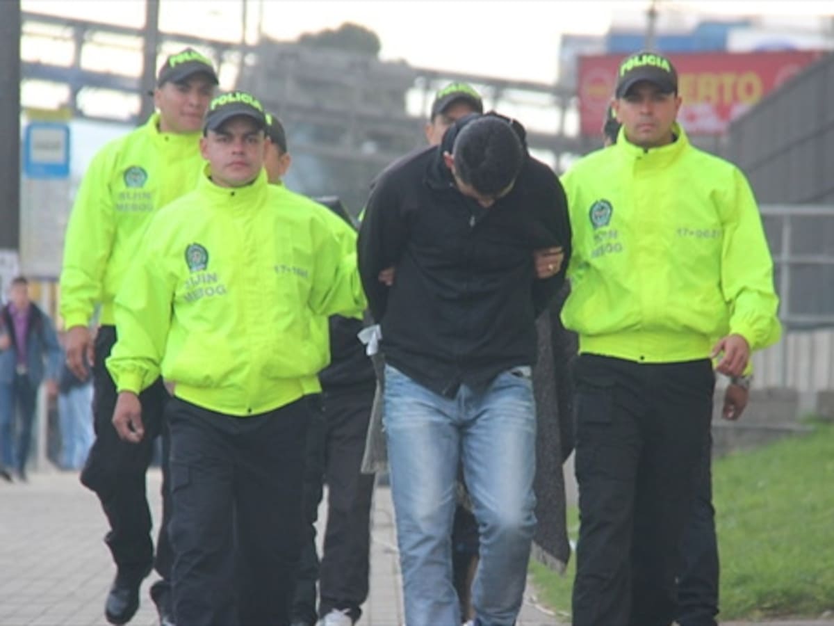 Aumentan condena a 13 años a un Policía implicado en robo de apartamentos