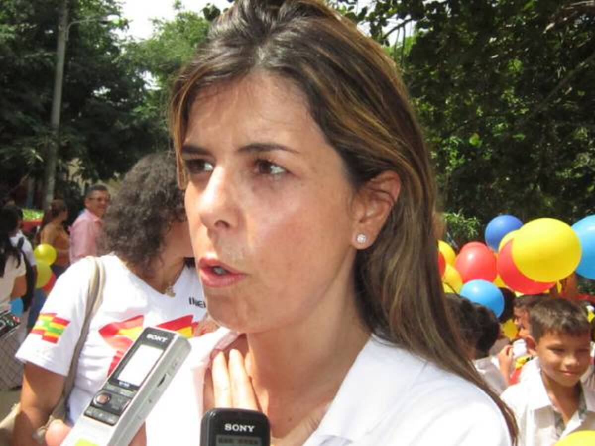Polémica por aparentes engaños para conseguir firmas contra el proceso de paz