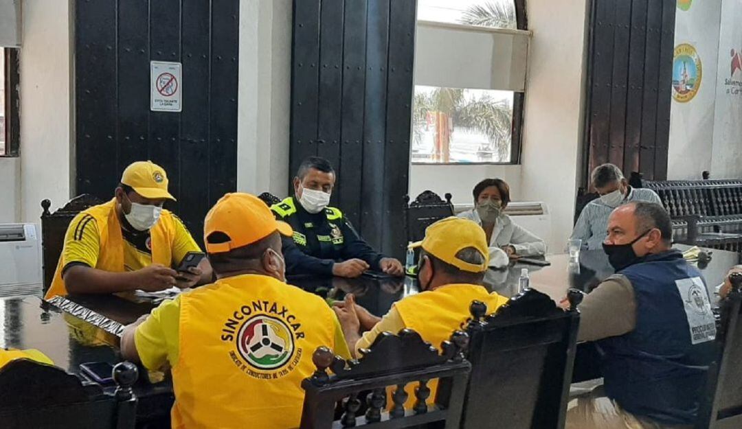 En mesa de trabajo se acordó la revisión de los procedimientos realizados por la Policía de Tránsito entre el pasado 13 y el 17 de septiembre