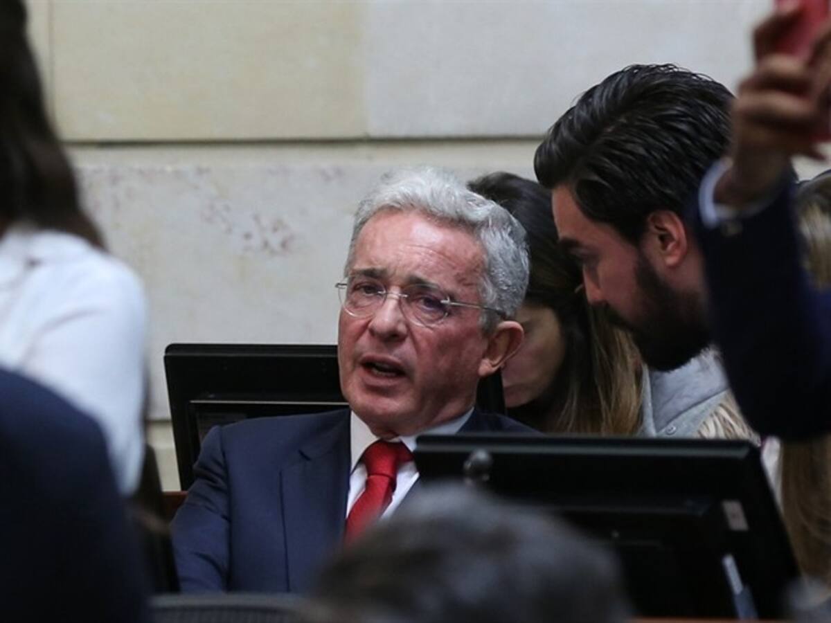 El problema del magistrado Quintero Bernate es su militancia calumniadora: Uribe