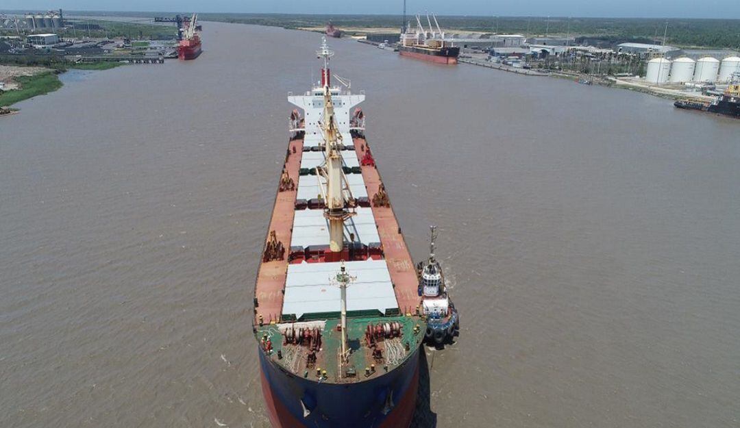 Canal de acceso al puerto de Barranquilla.