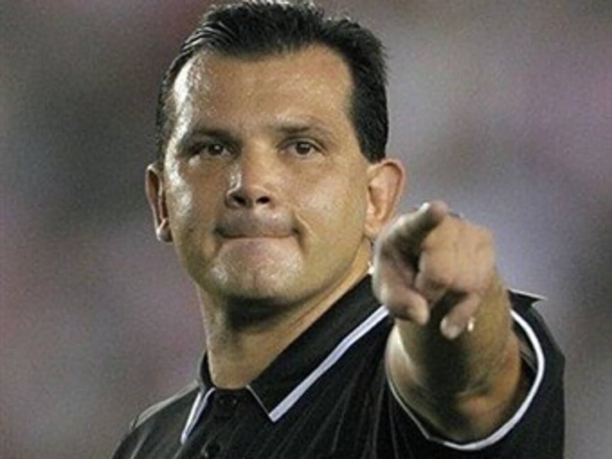 Definidos árbitros para los partidos finales de la Copa Libertadores